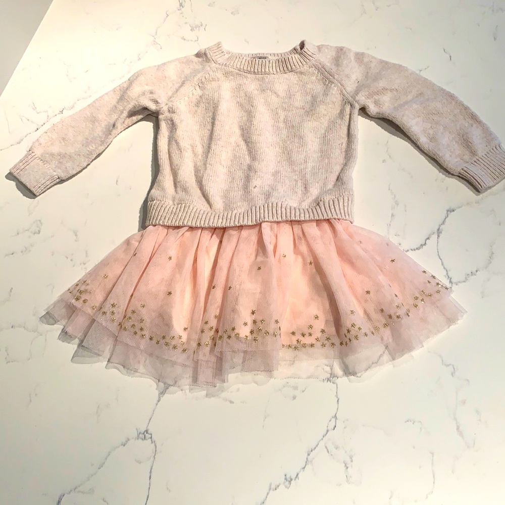 ⭐️ OshKosh Sweater Dress 18months ⭐️